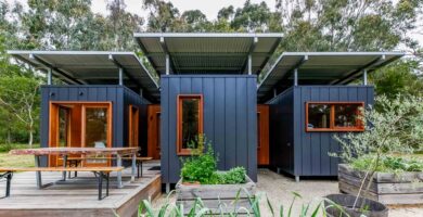 OFF-GRID-SHIPPING-CONTAINER-HOME-15_-1-1